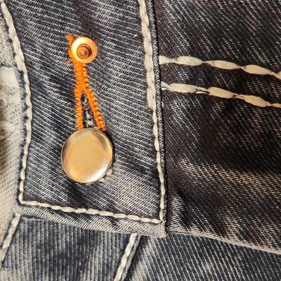 True Religion Straight Leg Acid Washed Jeans - Picture 6 of 16